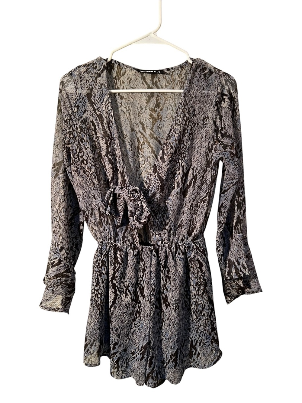 Audrey 3+1 Women’s Sz Small Romper Sheer Snake Print Tie Front V-Neck Gray Brown